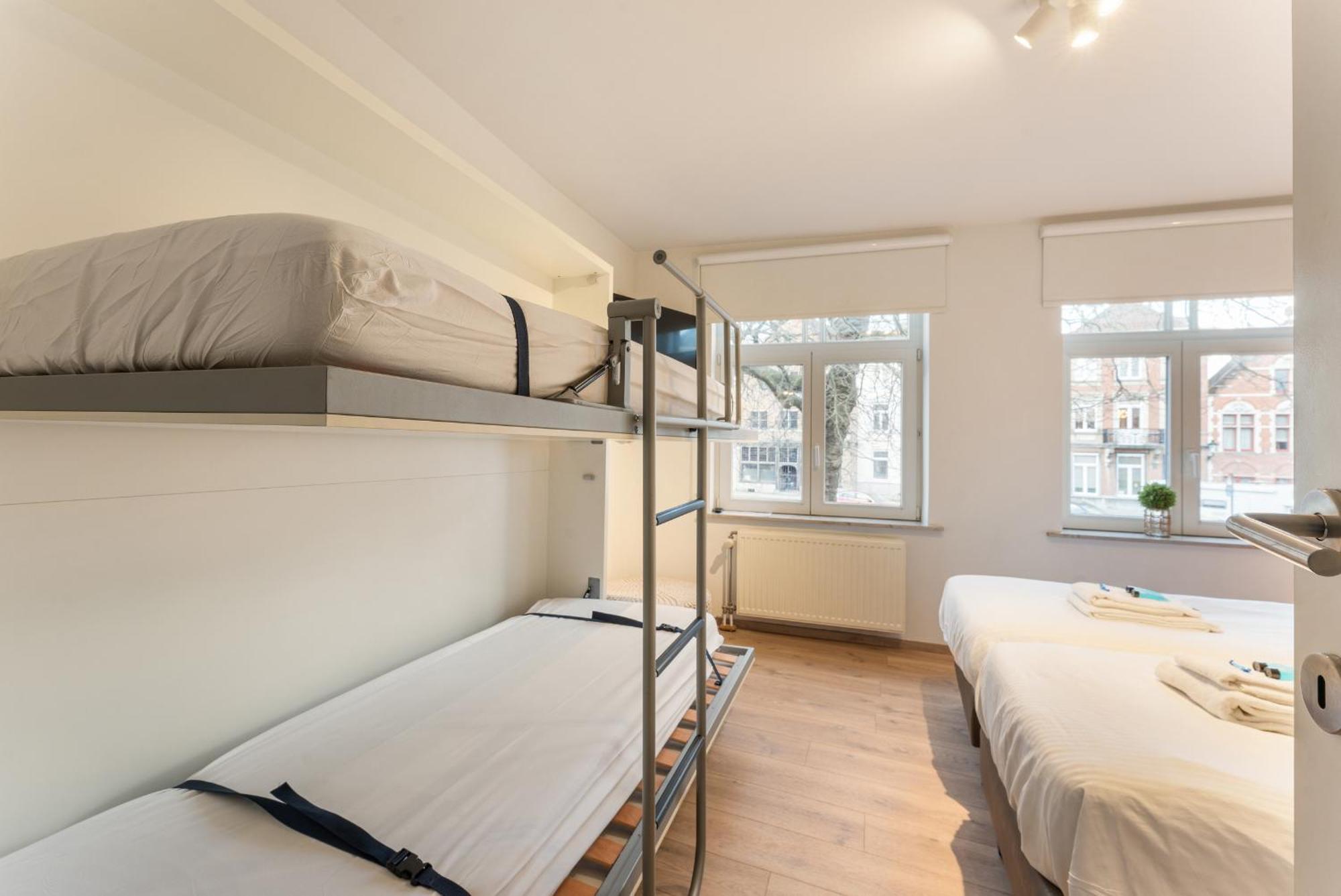 Brugse Charme Huis Met Tuin Aan Het Water 8P Brygge Exteriör bild